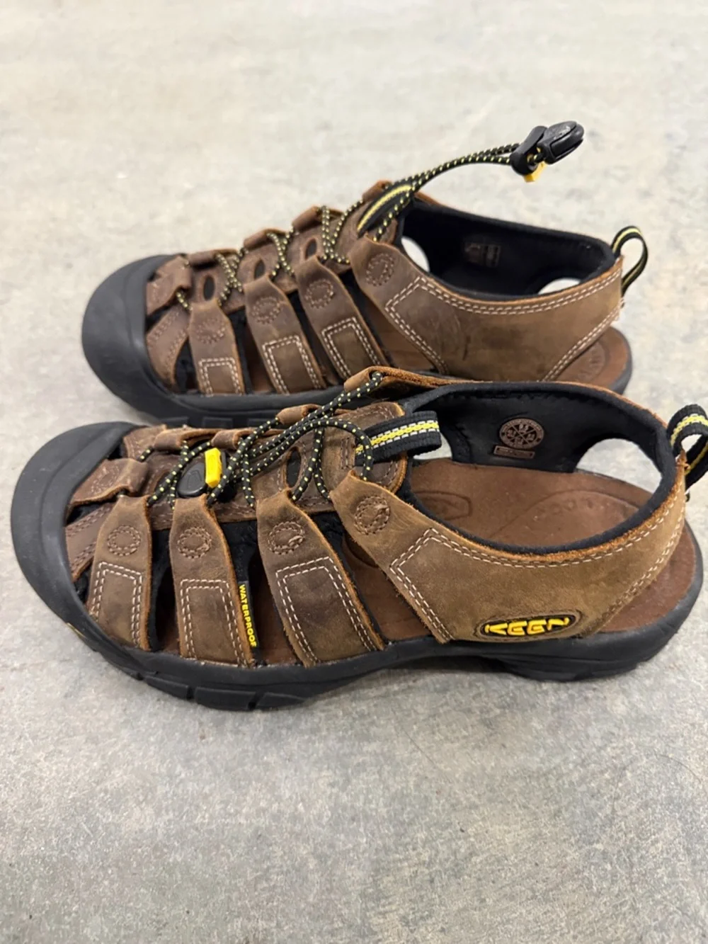 KEEN Brown & Black Men's Closed-Toe Leather Hiking Sandals